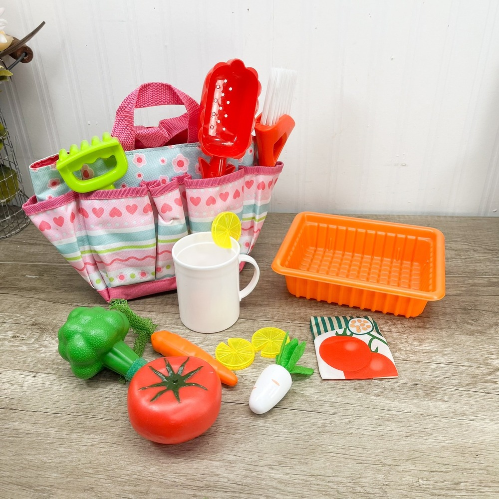 Melissa and Doug Gardening Tote Bag with Play Tools and Vegetables